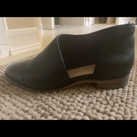 Diba black booties.  NWOT - Picture 2 of 6